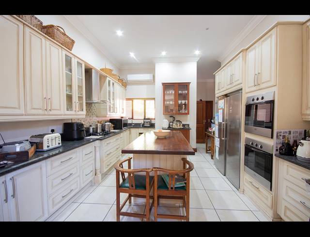 4 BEDROOM HOUSE FOR SALE IN HEIDELBERG KLOOF ESTATE